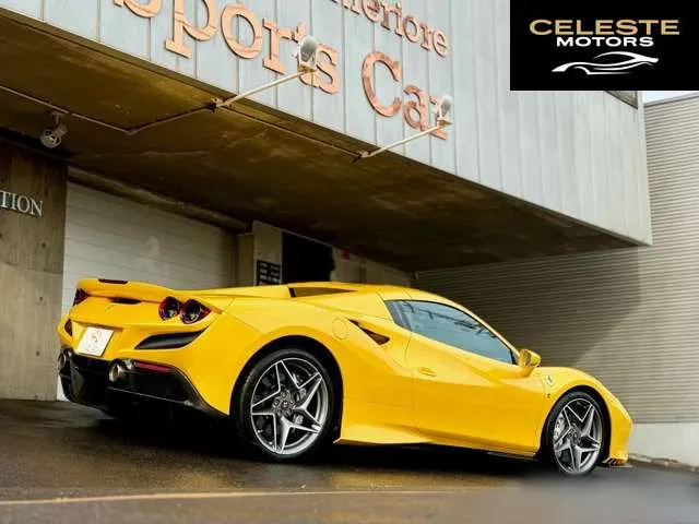 FERRARI F8 Spider 2021 — photo 8 sur 8