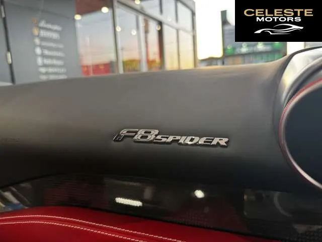 FERRARI F8 Spider 2021 — photo 4 sur 8