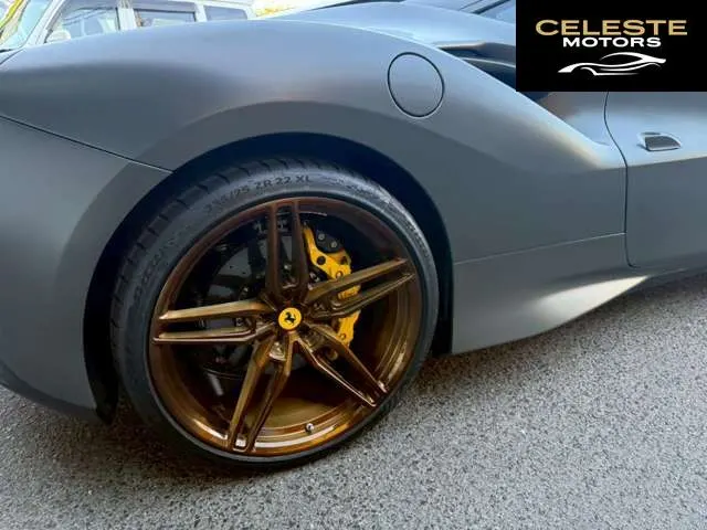 FERRARI F8 Tributo 2022 — photo 3 sur 8