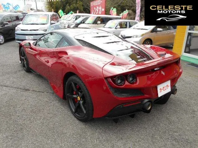 FERRARI F8 Tributo 2021 — photo 2 sur 8