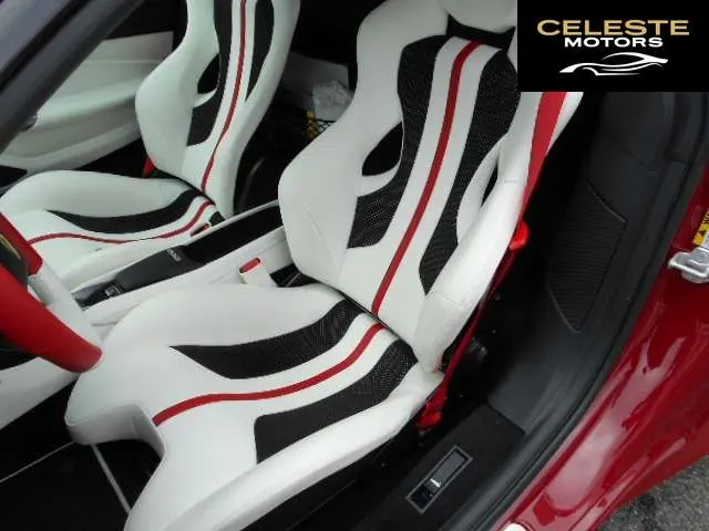 FERRARI F8 Tributo 2021 — photo 5 sur 8