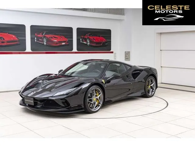 FERRARI F8 Tributo 2022 — photo 6 sur 8