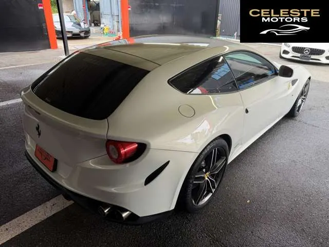 FERRARI FF 2015 — photo 8 sur 8