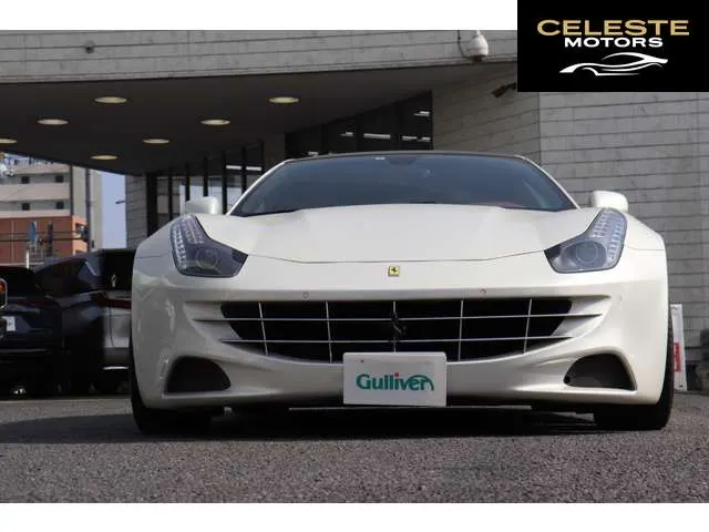 FERRARI FF 2013 — photo 3 sur 8