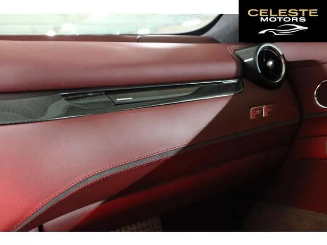 FERRARI FF 2015 — photo 7 sur 8