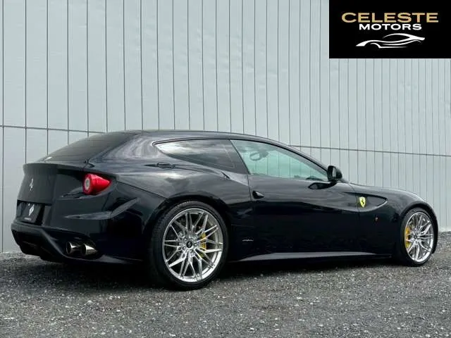 FERRARI FF 2012 — photo 6 sur 8