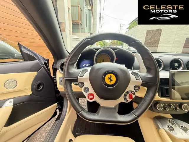FERRARI FF 2011 — photo 8 sur 8