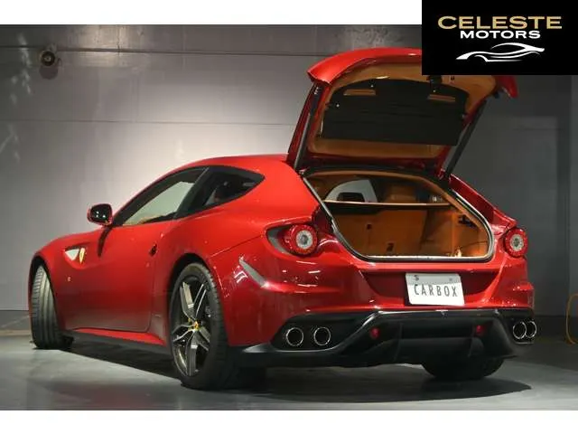 FERRARI FF 2012 — photo 5 sur 8