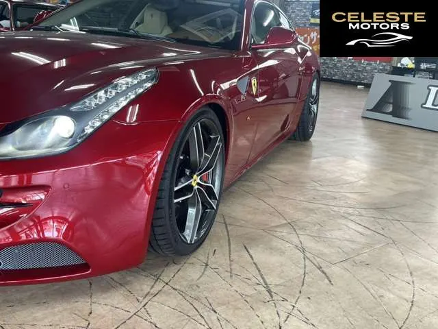 FERRARI FF 2016 — photo 7 sur 8