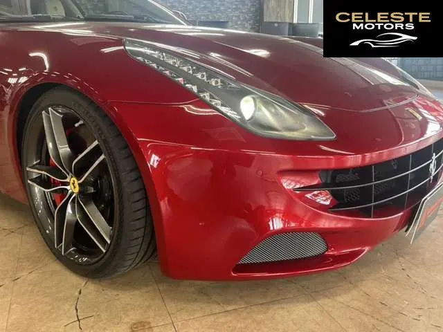 FERRARI FF 2016 — photo 8 sur 8