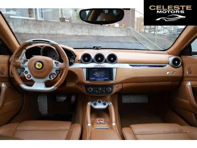 FERRARI FF 2014 — photo 2 sur 8