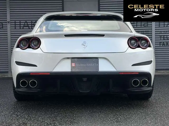FERRARI GTC4 Lusso 2018 — photo 4 sur 8