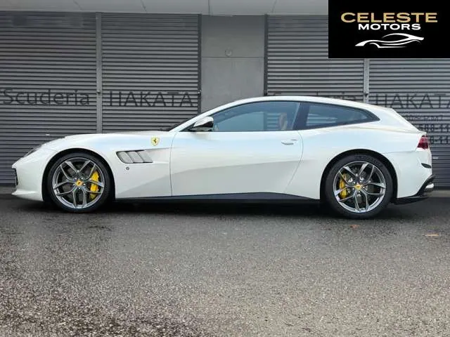 FERRARI GTC4 Lusso 2018 — photo 5 sur 8