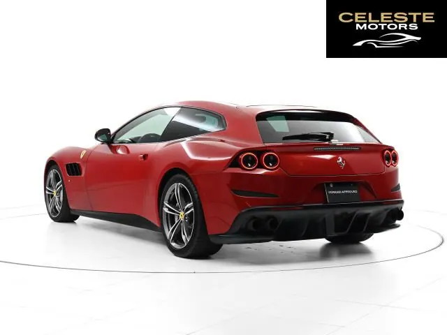 FERRARI GTC4 Lusso 2018 — photo 3 sur 8