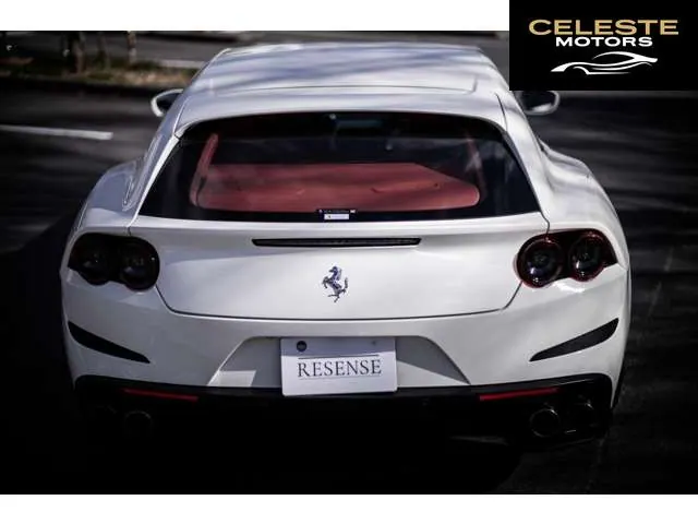 FERRARI GTC4 Lusso 2020 — photo 5 sur 8