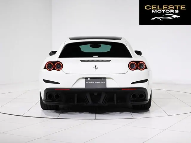 FERRARI GTC4 Lusso 2018 — photo 4 sur 8