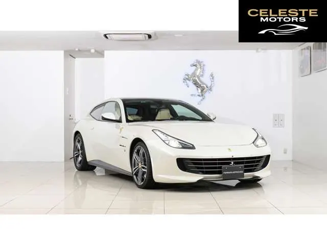 FERRARI GTC4 Lusso 2018 — photo 4 sur 8