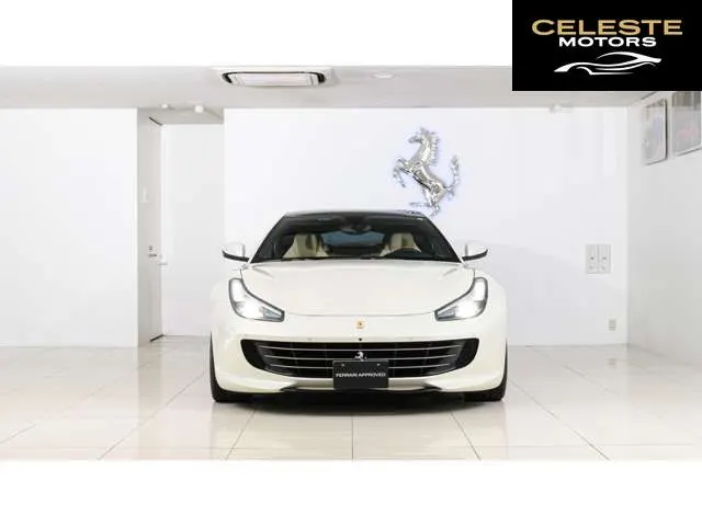 FERRARI GTC4 Lusso 2018 — photo 5 sur 8