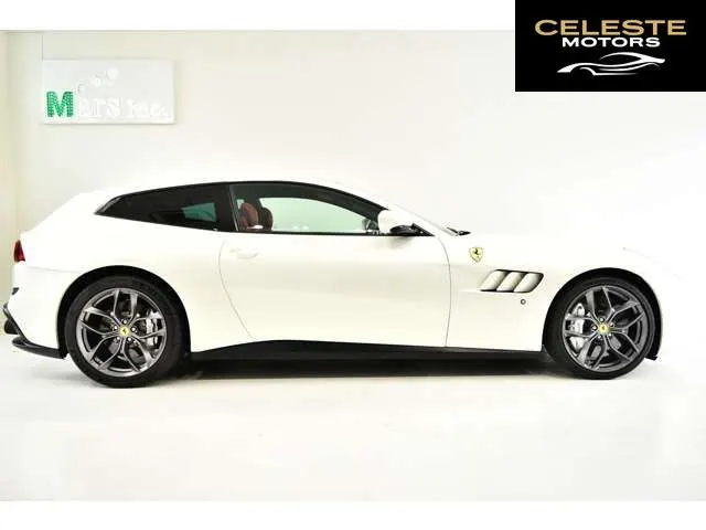 FERRARI GTC4 Lusso 2019 — photo 4 sur 8