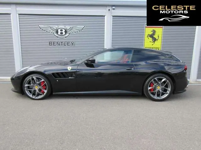 FERRARI GTC4 Lusso 2020 — photo 4 sur 8