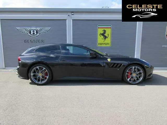 FERRARI GTC4 Lusso 2020 — photo 5 sur 8