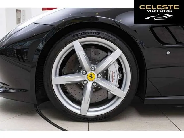 FERRARI GTC4 Lusso 2017 — photo 6 sur 8