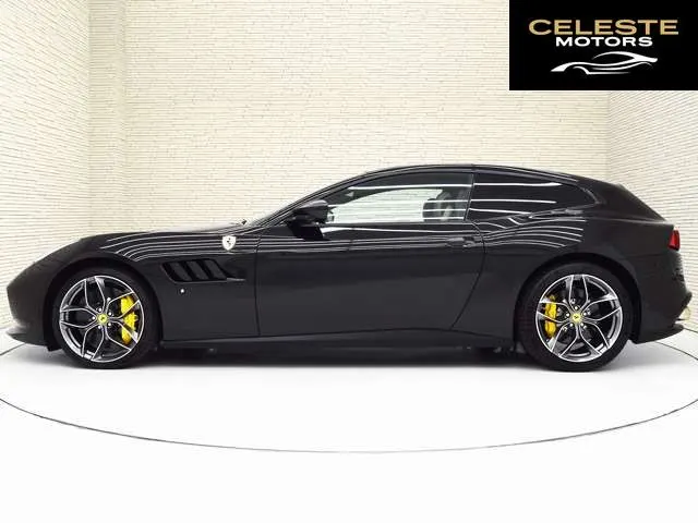 FERRARI GTC4 Lusso 2020 — photo 2 sur 8