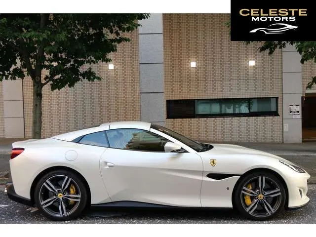 FERRARI Portofino 2019 — photo 2 sur 8