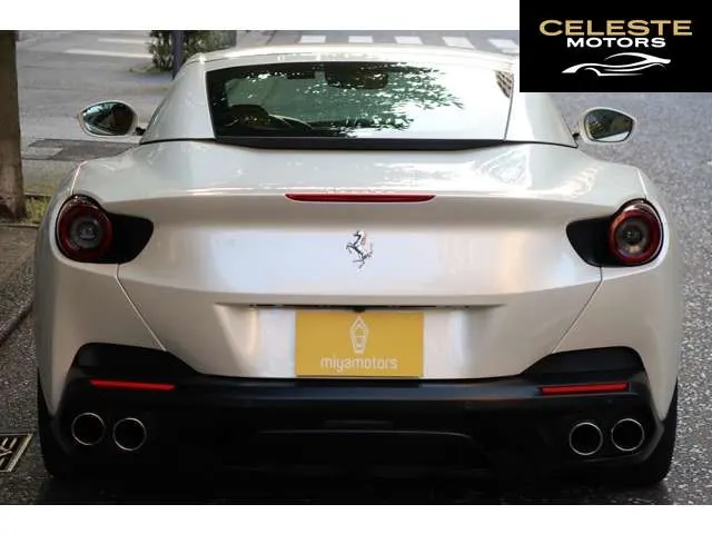 FERRARI Portofino 2019 — photo 4 sur 8