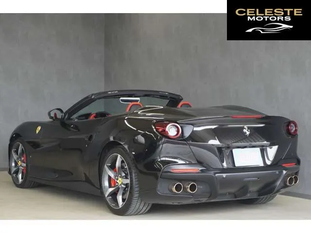 FERRARI Portofino M 2022 — photo 6 sur 8