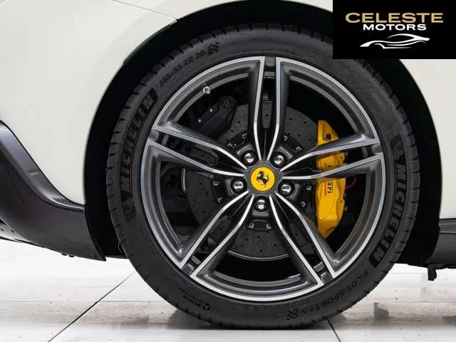 FERRARI Roma Spider 2025 — photo 6 sur 8