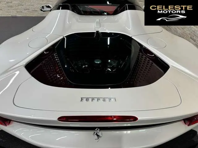 FERRARI SF90 Spider 2025 — photo 7 sur 8