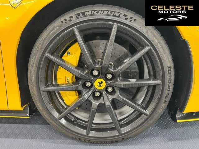 FERRARI SF90 Spider 2023 — photo 8 sur 8