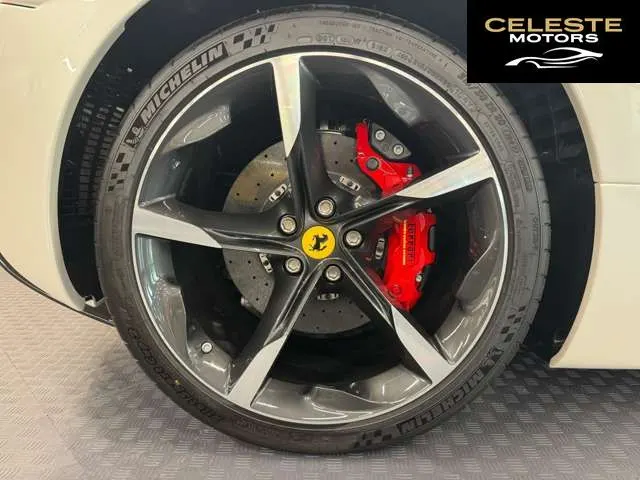 FERRARI SF90 Spider 2025 — photo 7 sur 8