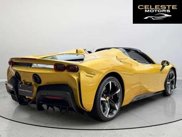 FERRARI SF90 Spider 2024 — photo 3 sur 8