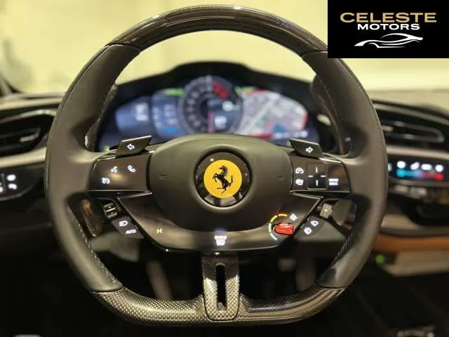 FERRARI SF90 Spider 2023 — photo 5 sur 8