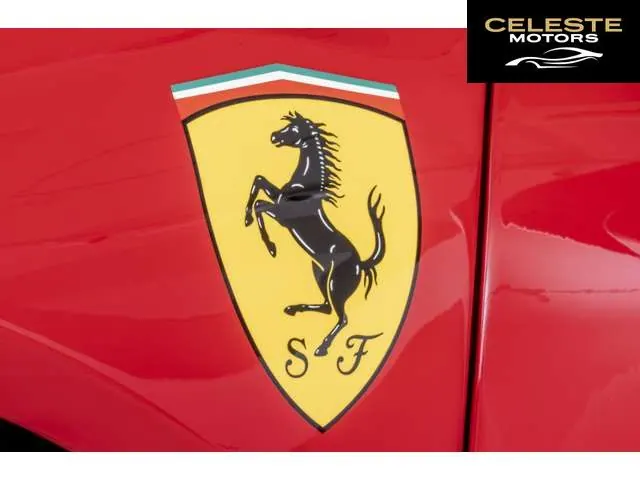 FERRARI SF90 Spider 2024 — photo 2 sur 8