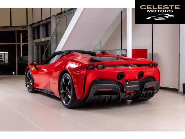 FERRARI SF90 Spider 2024 — photo 8 sur 8