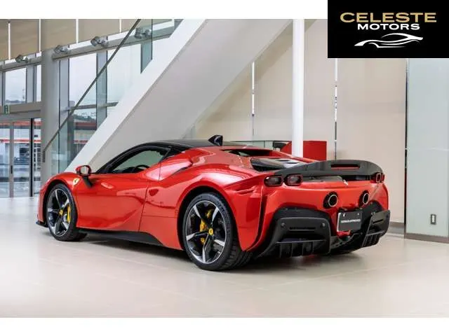 FERRARI SF90 Stradale 2021 — photo 6 sur 8