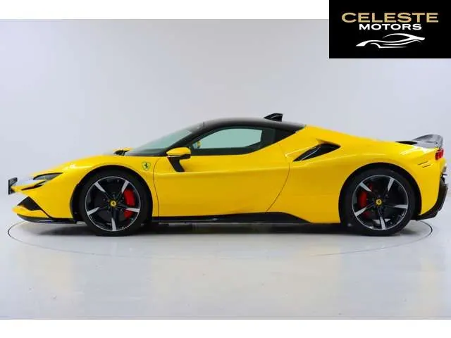 FERRARI SF90 Stradale 2022 — photo 2 sur 8