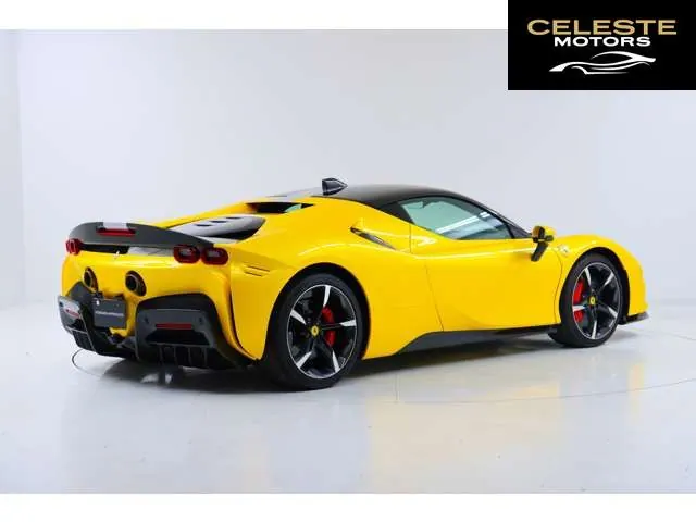 FERRARI SF90 Stradale 2022 — photo 5 sur 8
