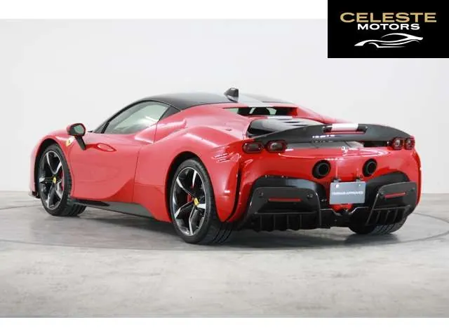 FERRARI SF90 Stradale 2021 — photo 3 sur 8