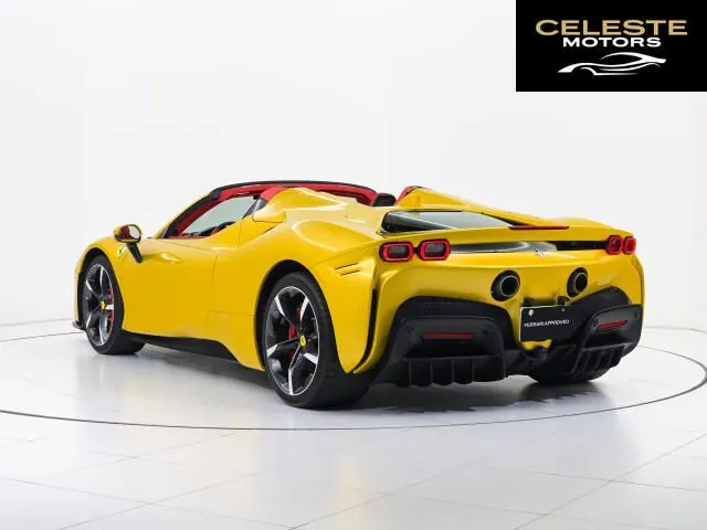 FERRARI SF90 Spider 2024 — photo 3 sur 8