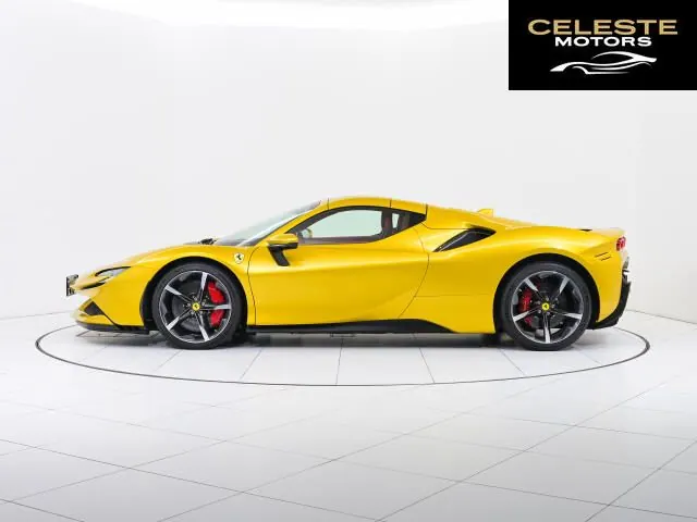 FERRARI SF90 Spider 2024 — photo 4 sur 8