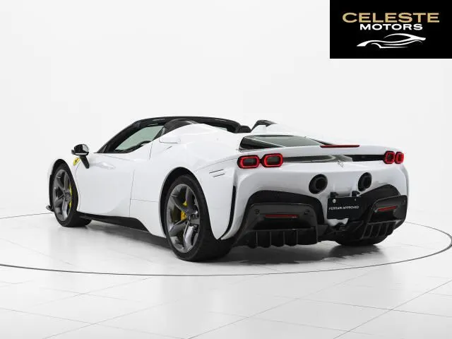 FERRARI SF90 Spider 2023 — photo 2 sur 8