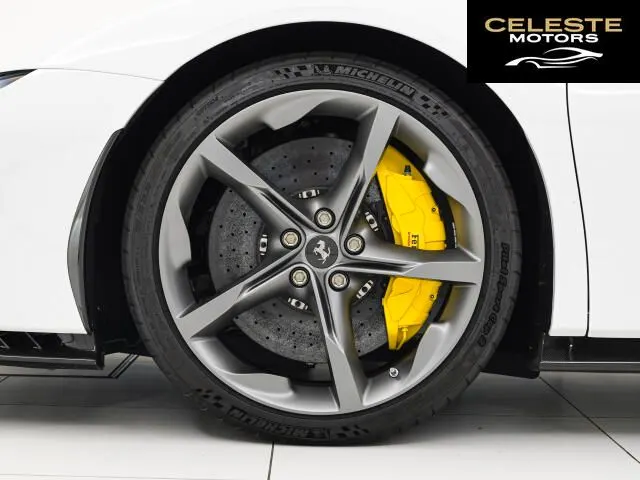 FERRARI SF90 Spider 2023 — photo 4 sur 8
