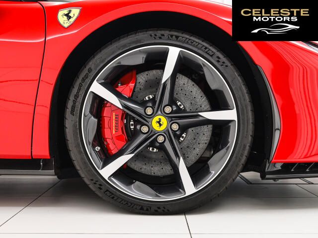 FERRARI SF90 Spider 2023 — photo 5 sur 8