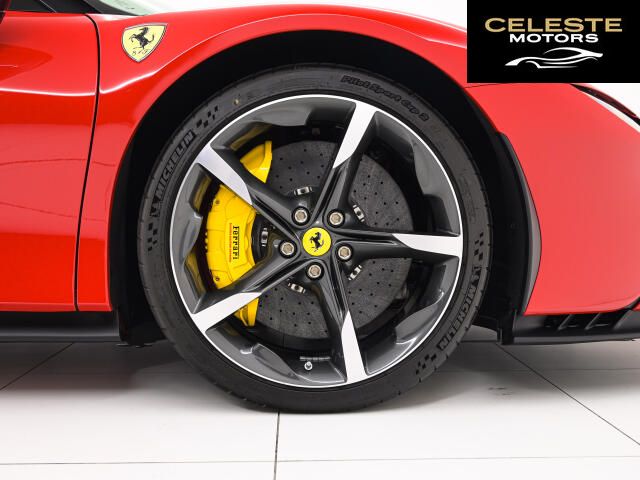 FERRARI SF90 Spider 2025 — photo 5 sur 8