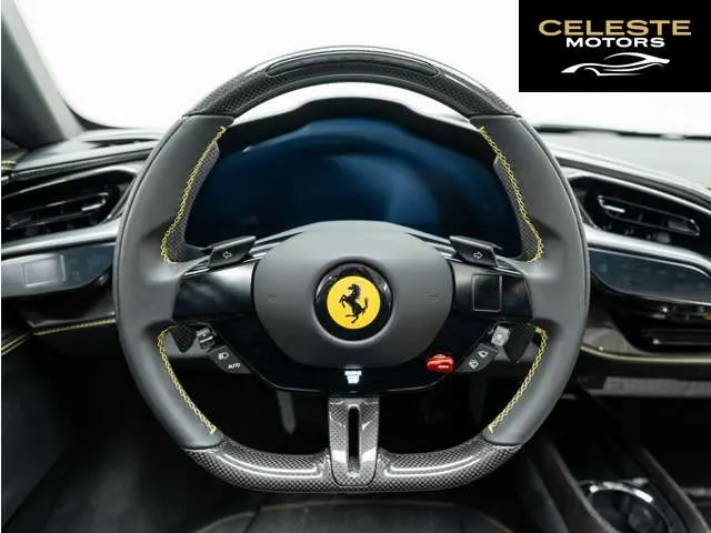 FERRARI SF90 Spider 2023 — photo 8 sur 8
