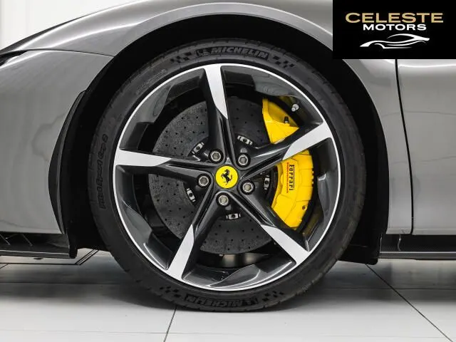 FERRARI SF90 Stradale 2021 — photo 5 sur 8